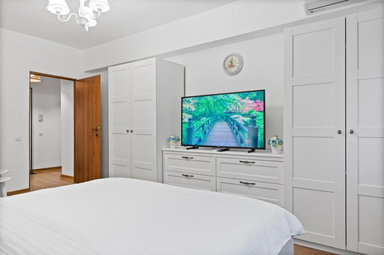 Sudului 303 by MRG Apartments Bucureşti Exterior foto